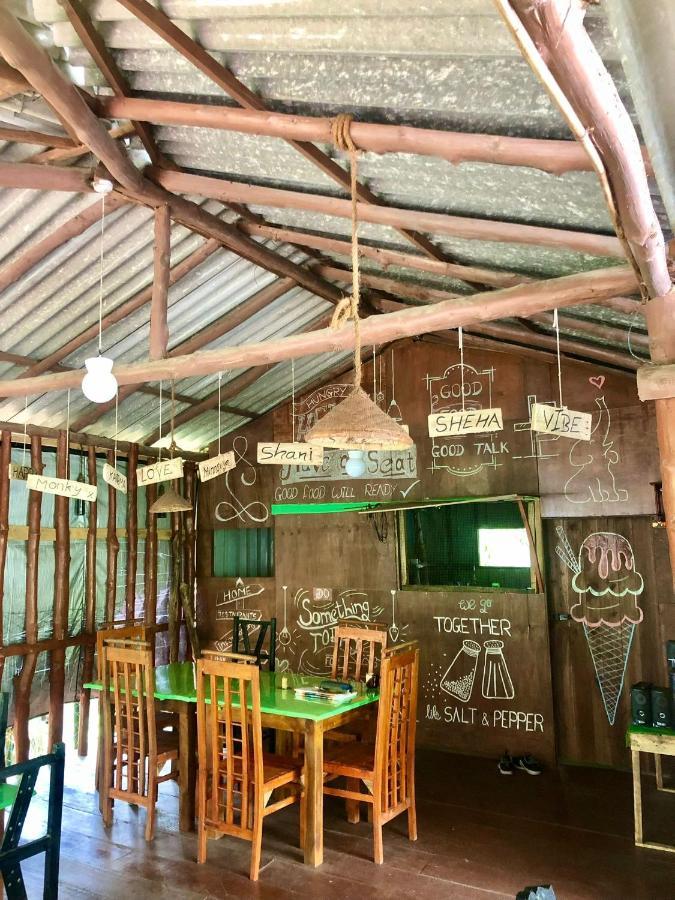 The Traveller'S Hostel & Private Rooms Сигирия Экстерьер фото